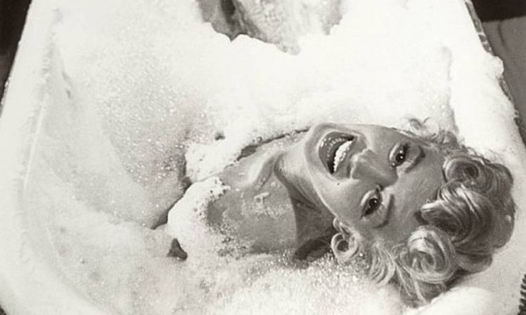 Σταμάτα να κρύβεσαι: 7 -άκρως αλλόκοτα πράγματα-που όλες οι γυναίκες κάνουν πριν το σεξ