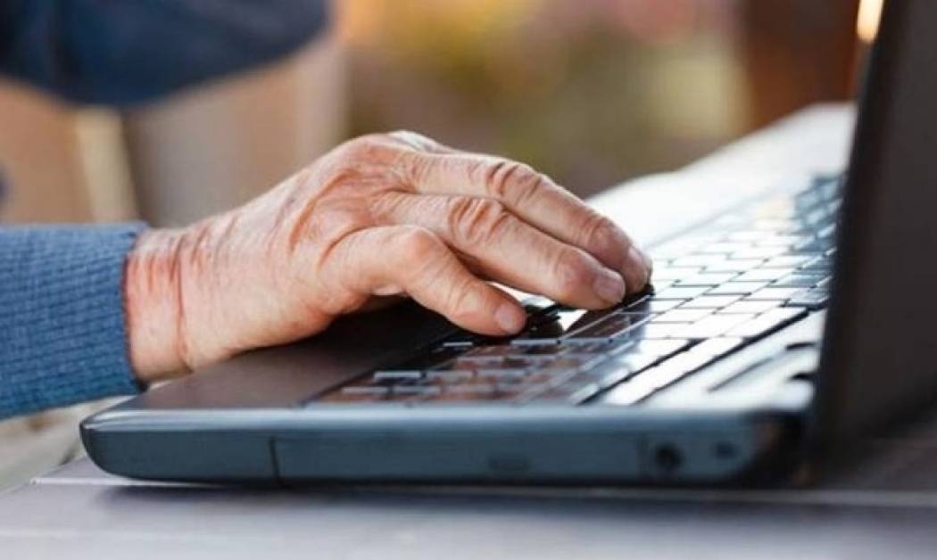 Ανερχόμενη δύναμη στο Ίντερνετ οι... ασπρομάλληδες