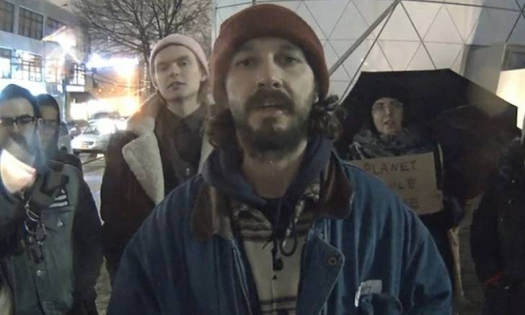 Η ακτιβιστική διαμαρτυρία του Σάια ΛαΜπέφ θα διαρκέσει 4 χρόνια