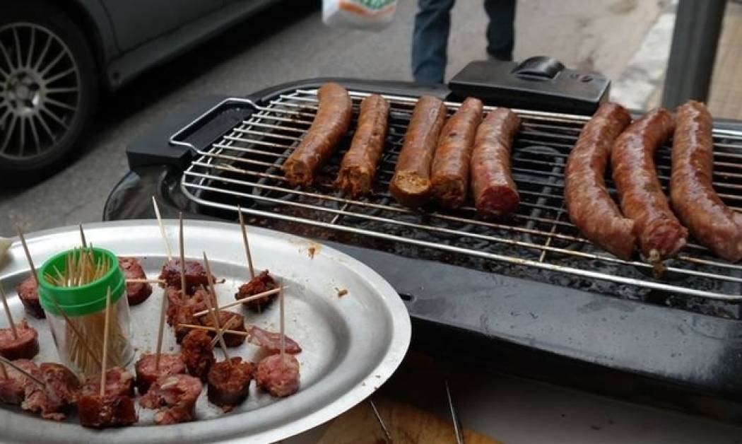 Τσικνοπέμπτη 2017: Πότε θα τσικνίσουμε φέτος