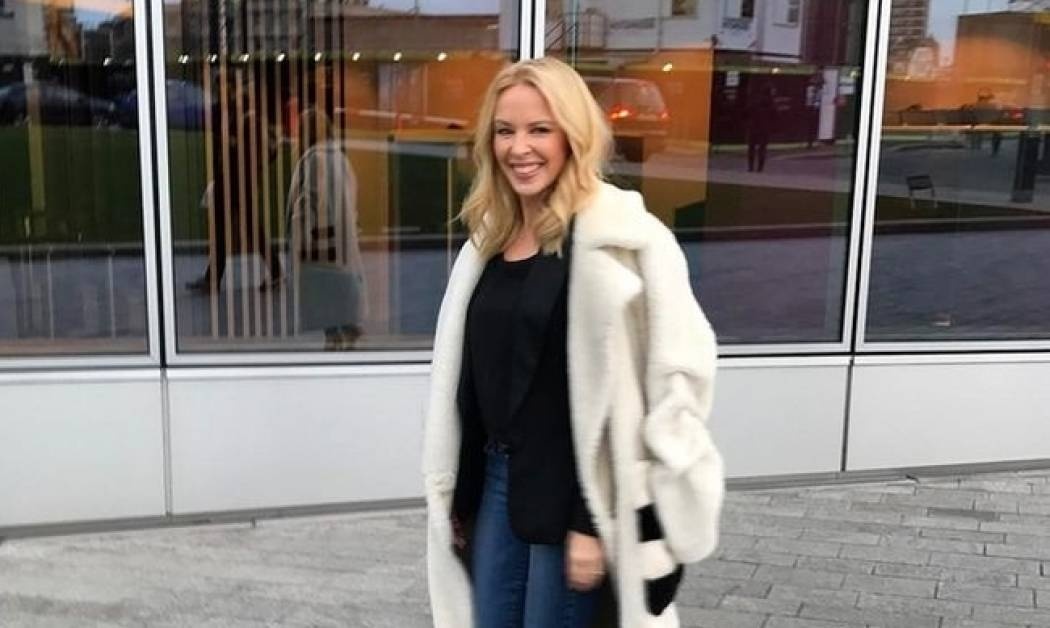 Η πρώτη φωτογραφία της Kylie Minogue, μετά το χωρισμό, θα σε βάλει σε πολλές σκέψεις