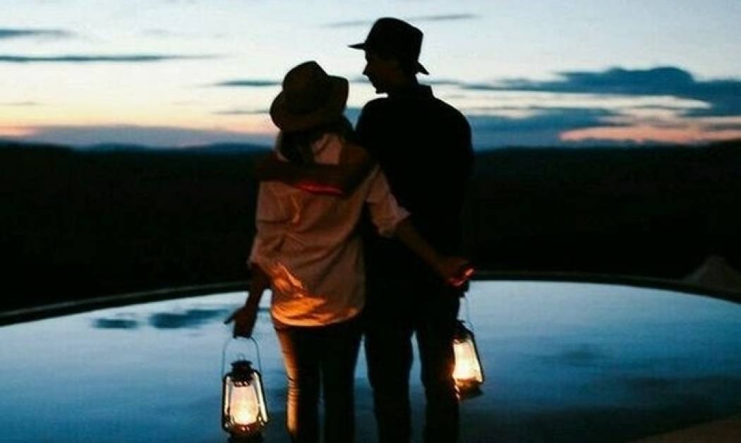 Θέμα που πονάει (πολύ): 6 σημάδια που δείχνουν ότι είναι μαζί σου για να ξεπεράσει την πρώην του