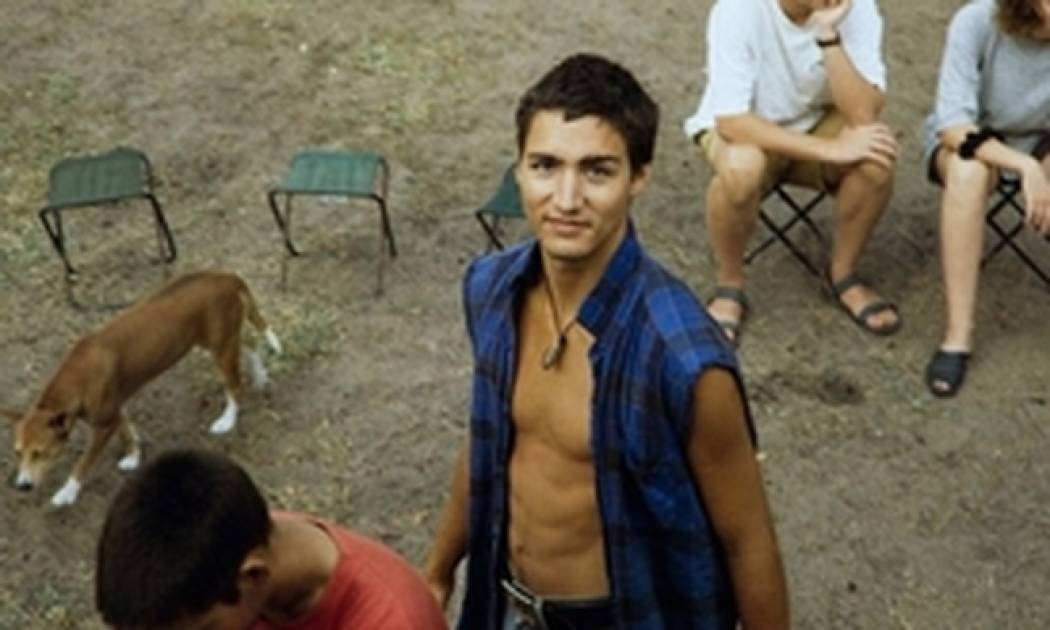 Ο νεαρός Τζάστιν Τριντό βάζει «φωτιά» στο διαδίκτυο