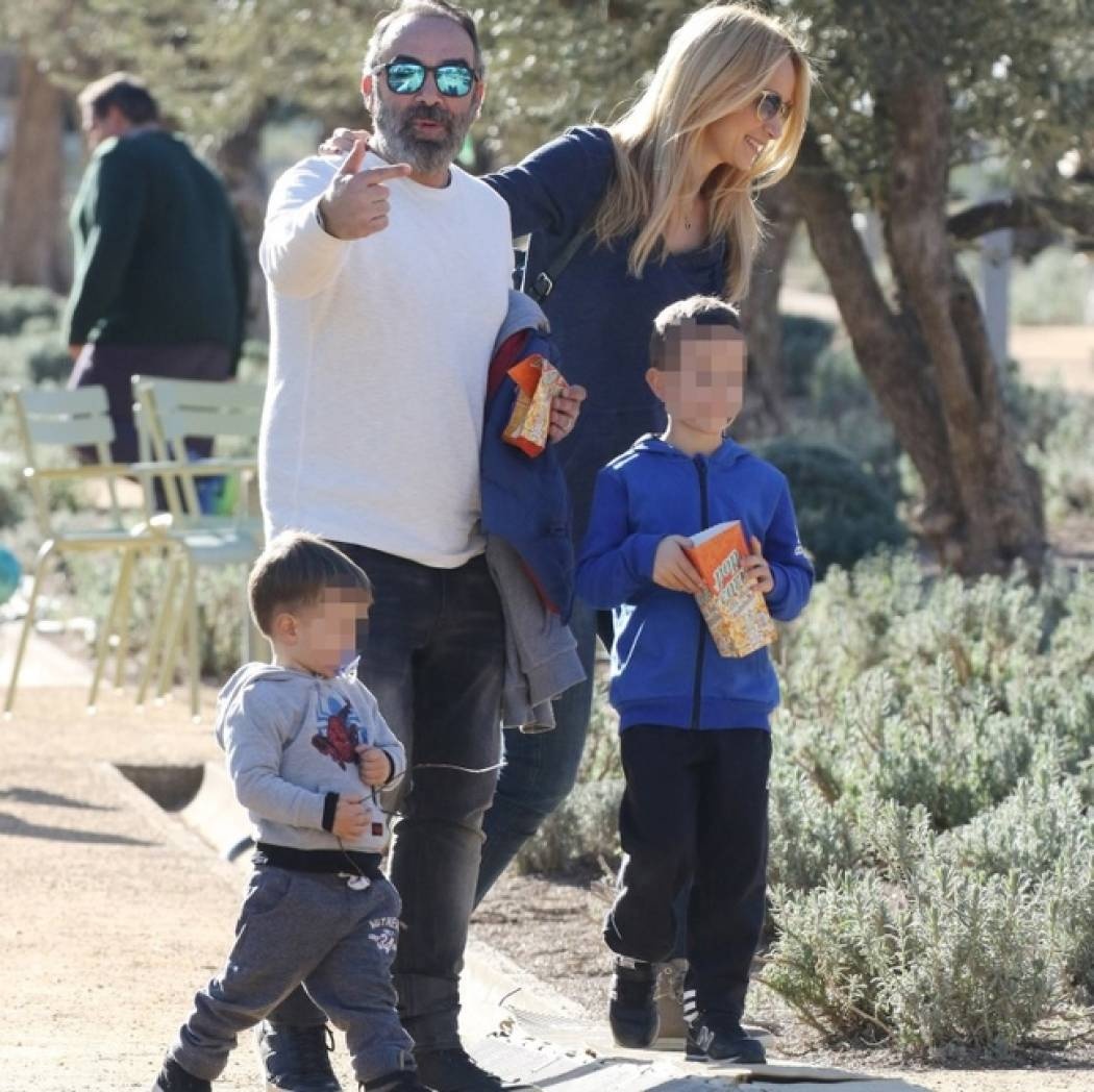 Μια ευτυχισμένη οικογένεια