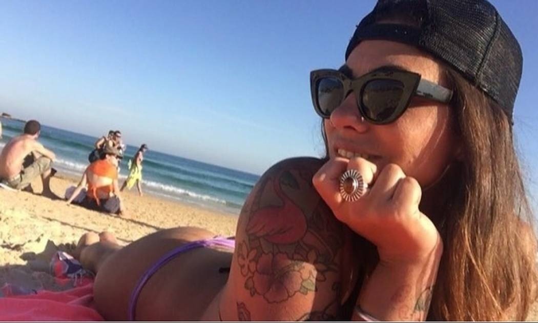 Κάτω τα χέρια από τη Βαλαβάνη!