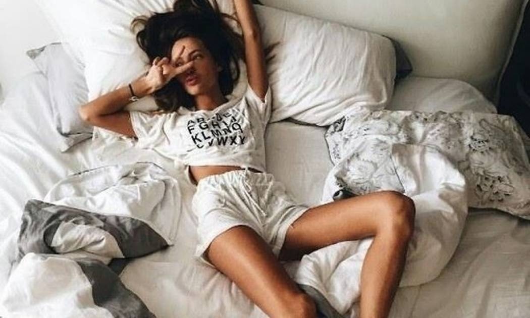 Ξυπνάς νωρίς το πρωί; Να τι ώρα πρέπει να κοιμάσαι αν θες να είσαι ξεκούραστη και φρέσκια