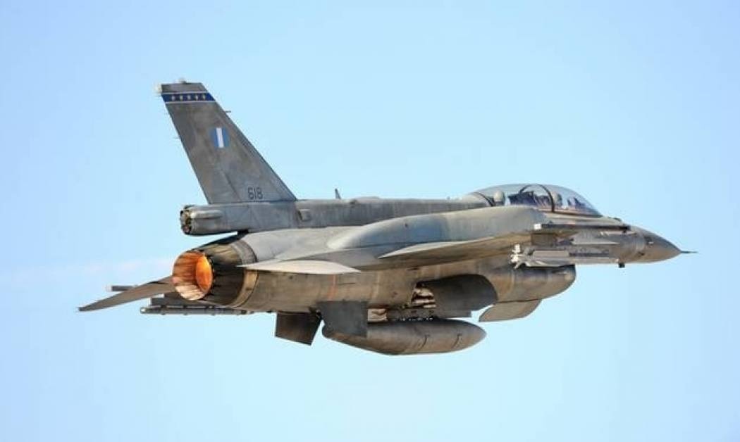 Αναστάτωση στην Αθήνα: Μαχητικά αεροσκάφη πέταξαν σε πολύ χαμηλό ύψος