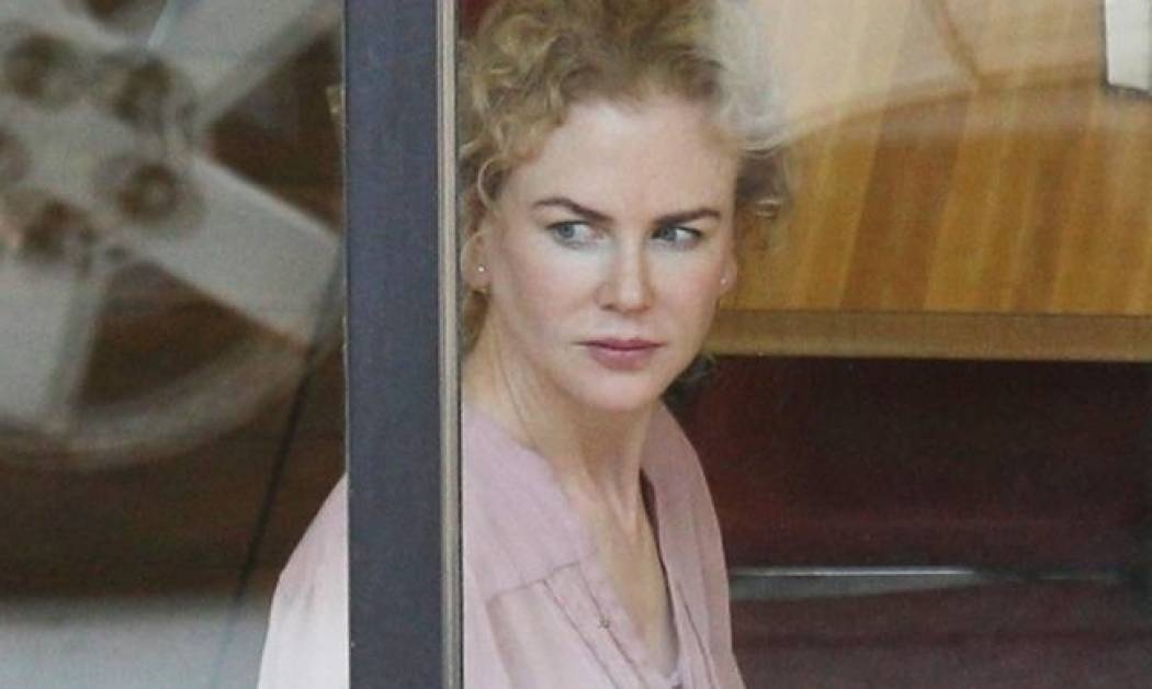 Κάννες 2017: Ο Λάνθιμος για το Χρυσό Φοίνικα με Νικόλ Κίντμαν