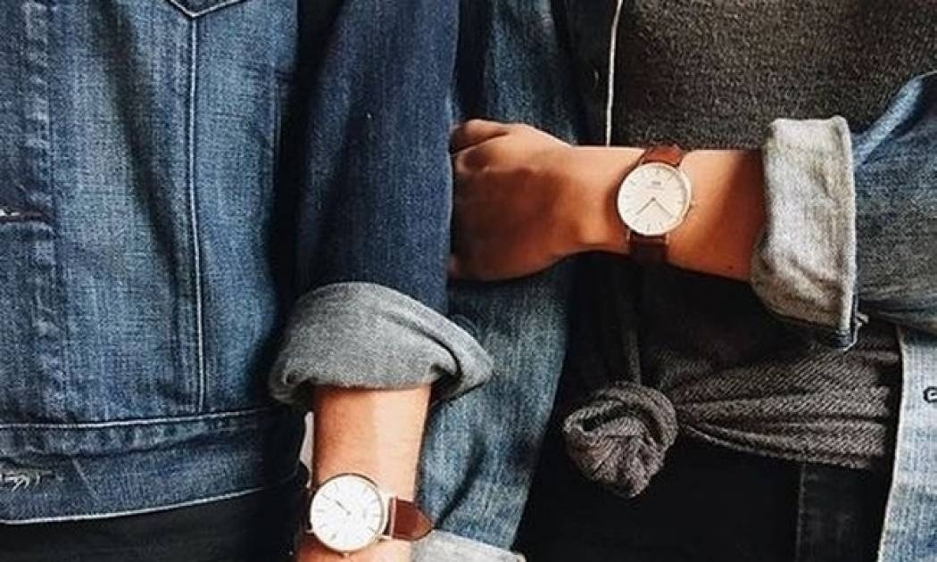 Read my body language: 5 ενδείξεις ότι σε θέλει, χωρίς φυσικά να στο λέει