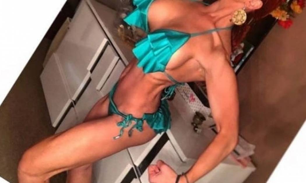 Eλληνίδα τραγουδίστρια σοκάρει με την μεταμόρφωσή της