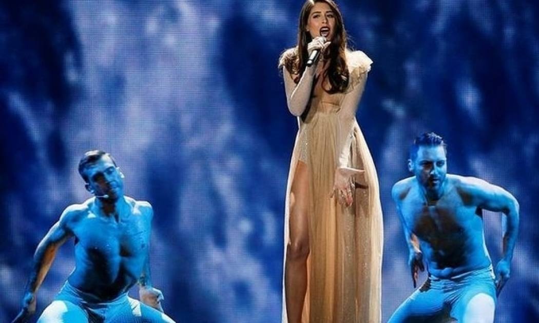 Τι φόρεσε η Demy στο χθεσινοβραδινό ημιτελικό της Εurovision;