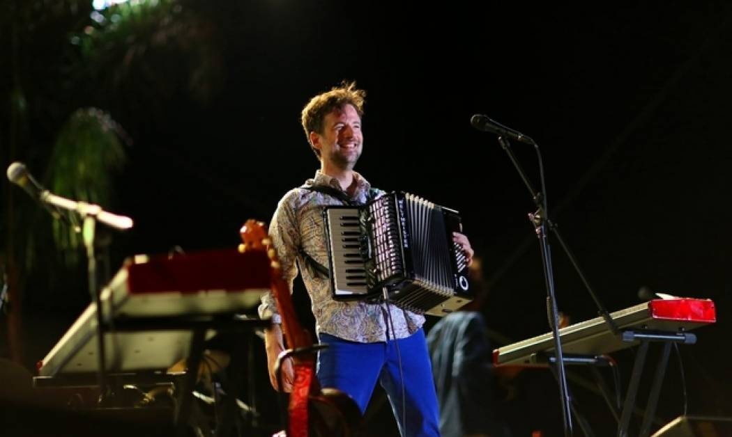 Ο Κωστής Μαραβέγιας για μία συναυλία στην Τεχνόπολη