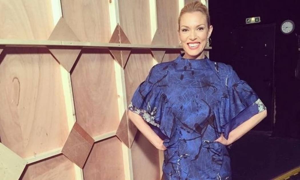 Οι πρώτες βουτιές της Βίκυς Καγιά στη Μύκονο και οι φωτογραφίες χωρίς photoshop