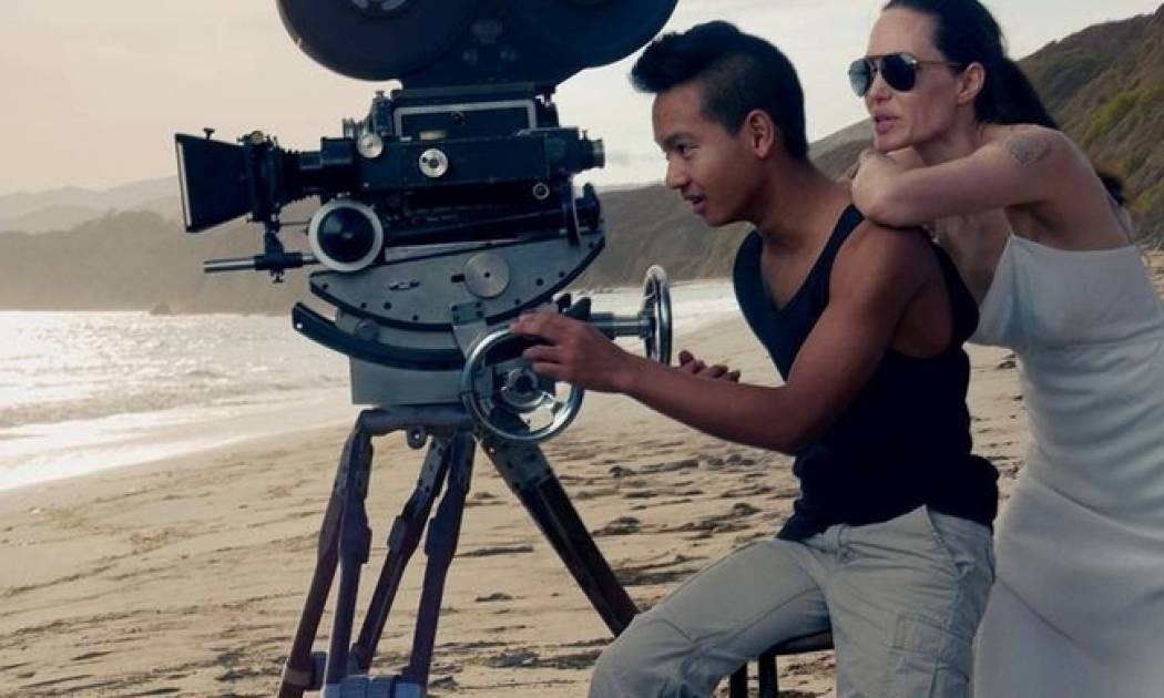 Ημέρα της Μητέρας 2017: Η Αντζελίνα Τζολί σε δείπνο για δύο