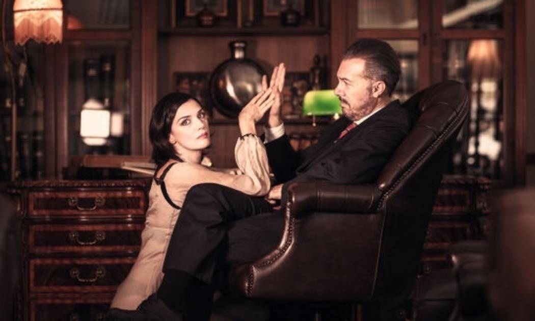 Τελευταίες παραστάσεις για τον Εραστή στο Θέατρο Τέχνης