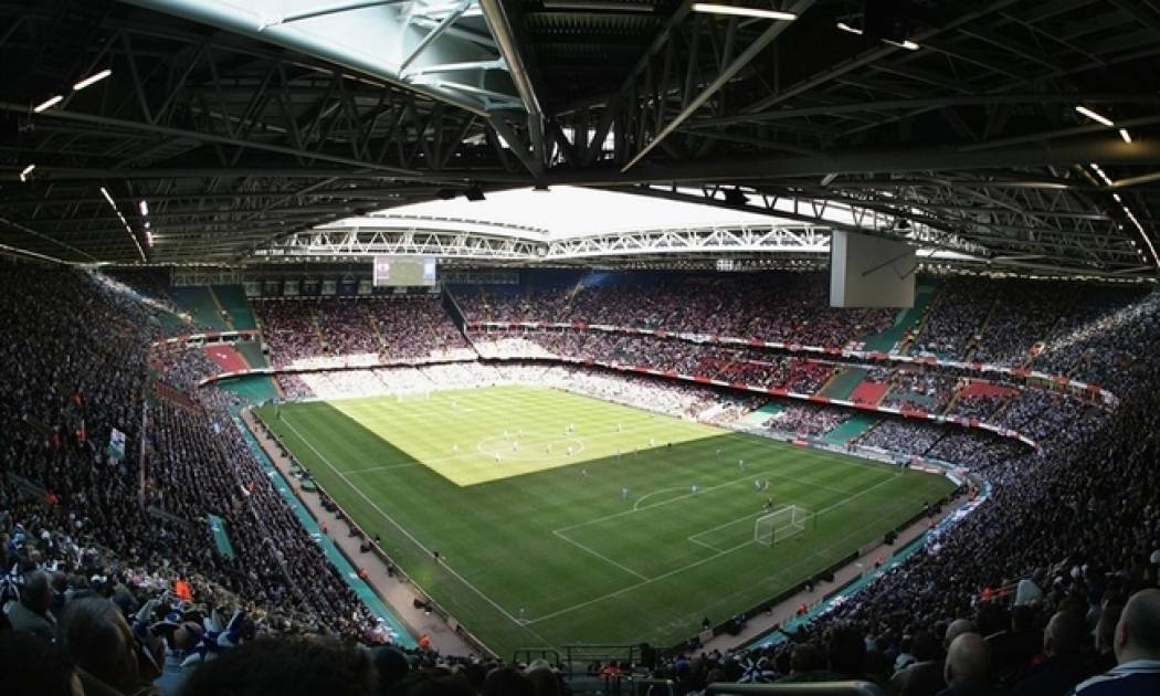 Κλείνουν την οροφή του Κάρντιφ υπό τον φόβο της τρομοκρατίας