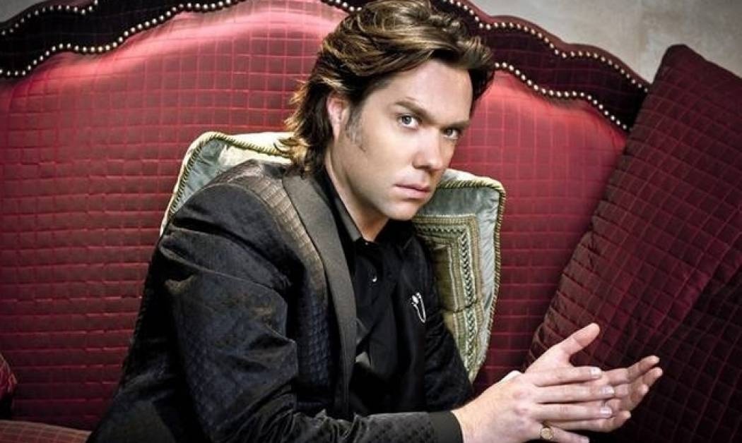 Ο Rufus Wainwright live στο main stage του Gazarte