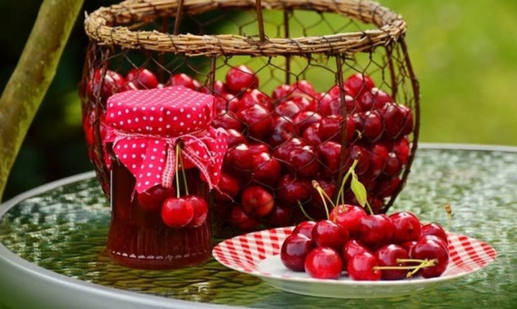 Εύκολη σπιτική μαρμελάδα κεράσι