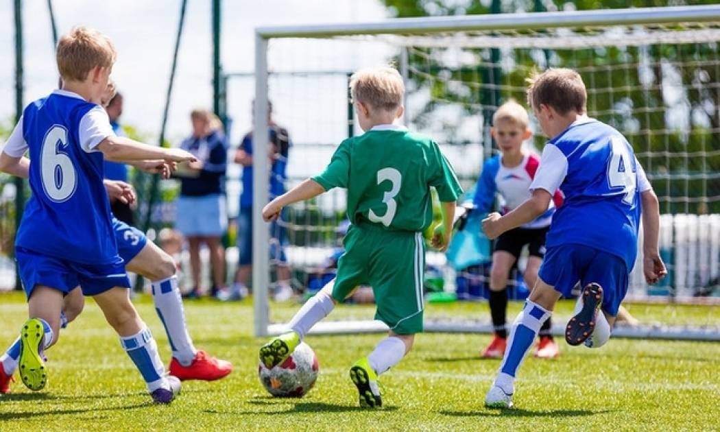 Γιατί το ποδόσφαιρο είναι το καλύτερο άθλημα για τα αγόρια