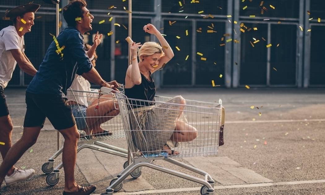 Ημερήσιες προβλέψεις για όλα τα ζώδια για την Δευτέρα 24/7