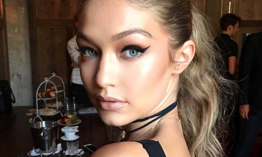 Πώς θα πετύχεις την τέλεια γραμμή eyeliner