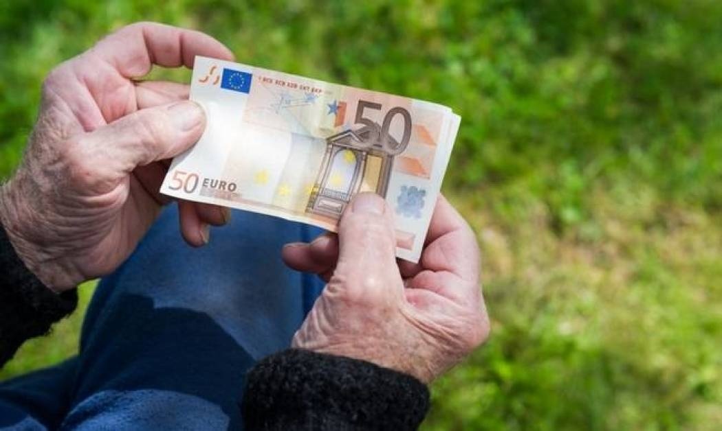 Πώς μπορείτε να βγείτε στη σύνταξη 12 χρόνια νωρίτερα – Ποιους αφορά και τι πρέπει να κάνουν