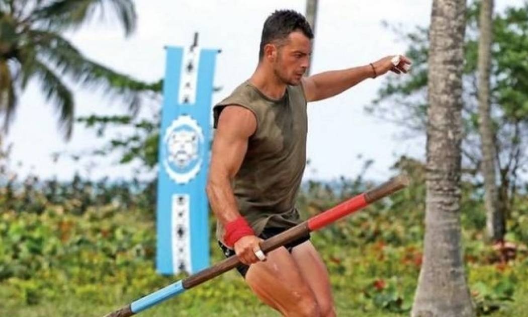 Η ημίγυμνη πόζα του Ντάνου στο Instagram που τρέλανε τις γυναίκες (Nassos blog)