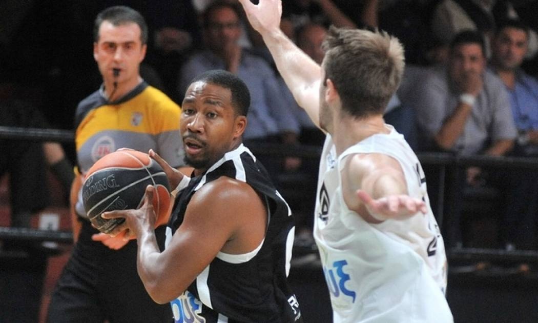 Περιστέρι: Σκάει «βόμβα» με Κλαρκ