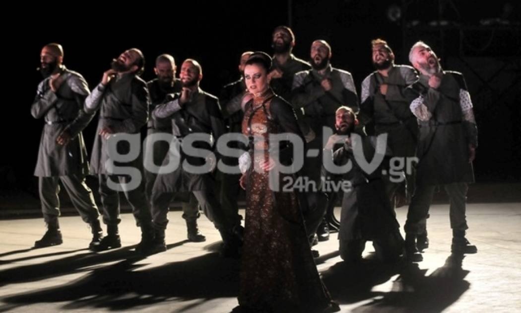 Το αδιαχώρητο στους «Πέρσες» στην Επίδαυρο! (φωτό)