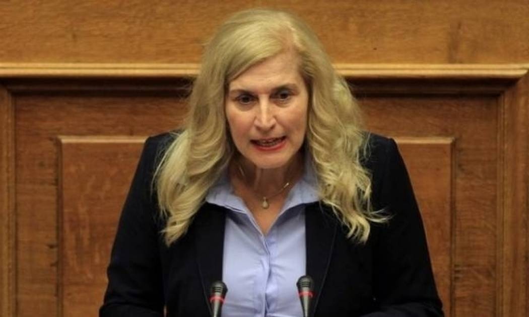 Απίστευτο θράσος της Αυλωνίτου: «Οι συντάξεις δεν έχουν περικοπεί»!