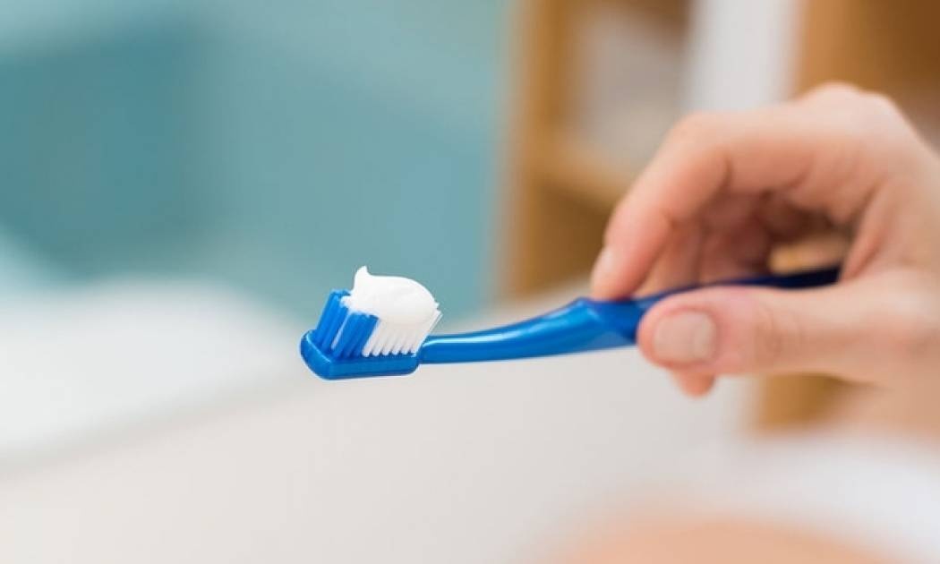 Στοματική υγιεινή: Τι δείχνει για τον κίνδυνο άνοιας