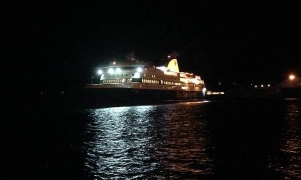 Το Blue Star Patmos με 205 επιβάτες προσάραξε σε αβαθή νερά στην Ίο: Τι γνωρίζουμε μέχρι στιγμής