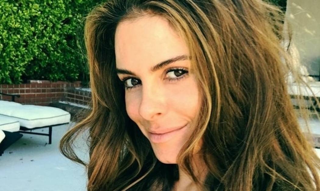 Το μήνυμα της Μαρίας Μενούνος για τον ''καρκίνο'' είναι σαν μάθημα ζωής