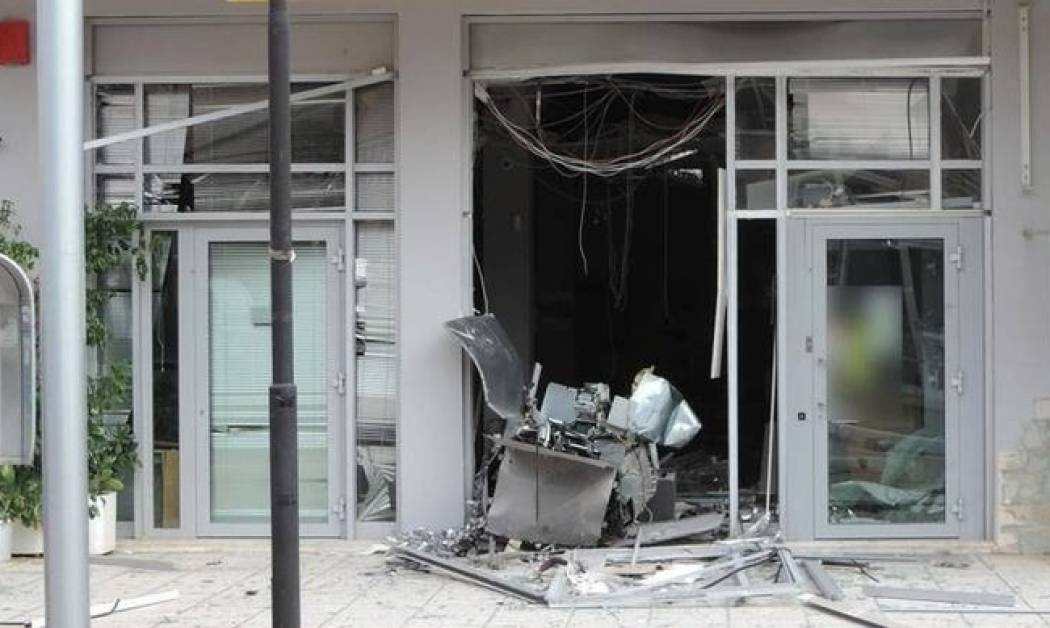 Άγνωστοι ανατίναξαν μηχάνημα ΑΤΜ στο Δρομοκαϊτειο
