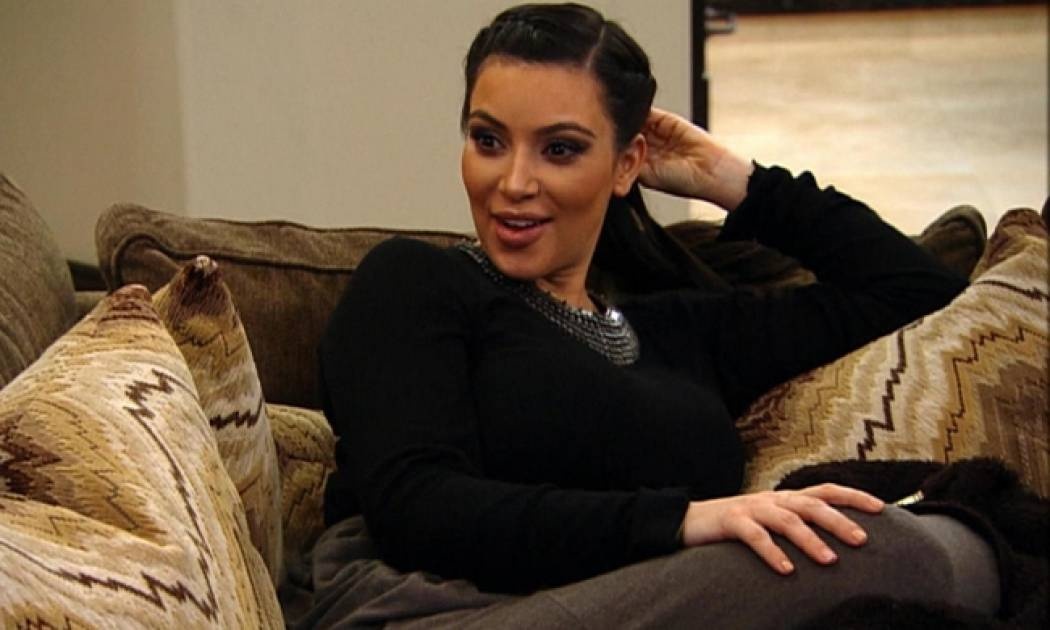 Αυτές είναι οι Kardashians: Η Κιμ αρχίζει να ανησυχεί όταν ενημερώνεται ότι…