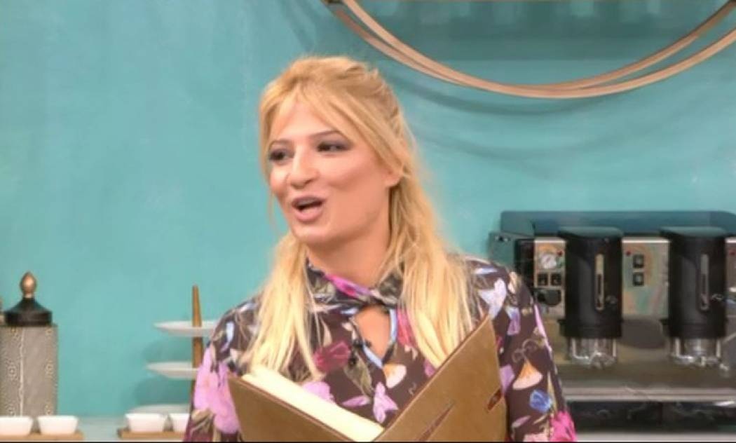 Σκορδά: Το προσωπικό αντικείμενο, που έδειξε στον αέρα και οι σημειώσεις που κρατούσε από το Mega