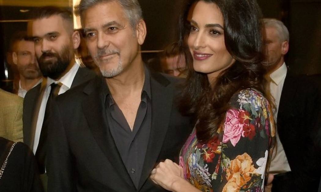 Amal Clooney εσύ; Η νέα μανούλα πιο κορμάρα και στυλάτη από ποτέ