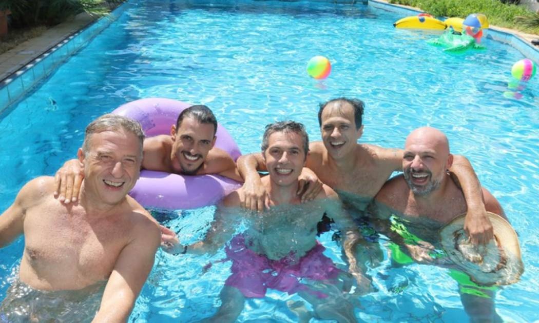 Κάτι χωρισμένα παλικάρια: Η Ιουλία μετανιώνει για το φιλί στον Ευτύχη, αποφασίζει, όμως…