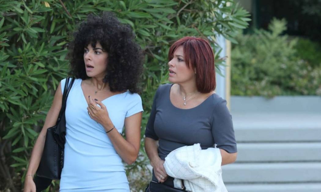 Κάτι χωρισμένα παλικάρια: Η Κατερίνα μαθαίνει πως ο Πέτρος κοιμήθηκε στη Δανάη και…