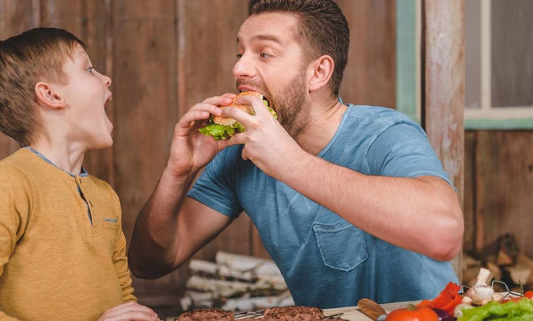 Η διατροφή του άντρα «κλειδί» για την υγεία των παιδιών του