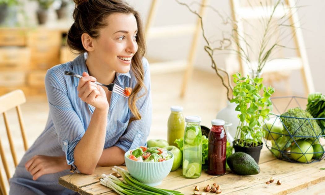 Τρεις διατροφικές στρατηγικές που βοηθούν στη αντιμετώπιση της κατάθλιψης