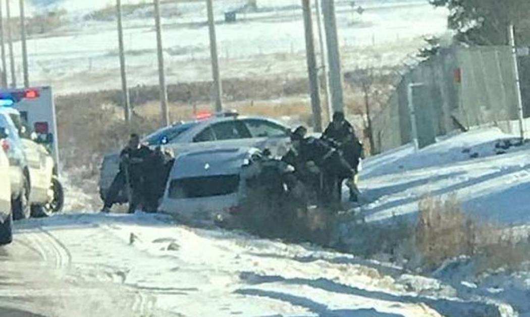 Μυστήριο με απαγωγή: Συνέλαβαν γυμνούς τους δράστες μετά από τροχαίο (pics+vid)