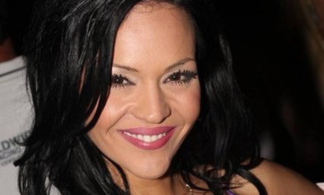 H Νικολέτα Καρρά ποζάρει πιο σέξι από ποτέ στην… Κούβα