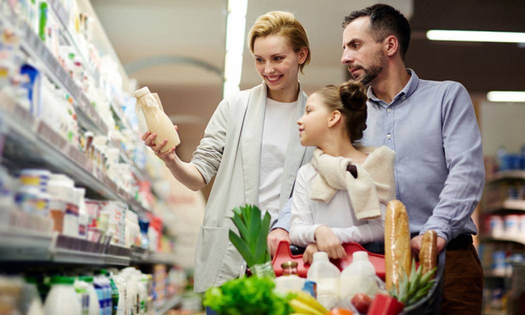 Διατροφή για υγιή οστά: Τι να τρώτε & τι να αποφεύγετε