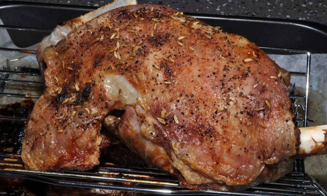 Γιατί να το γυρίσεις στη γαλοπούλα ενώ υπάρχει ΠΑΝΤΑ το αρνί;