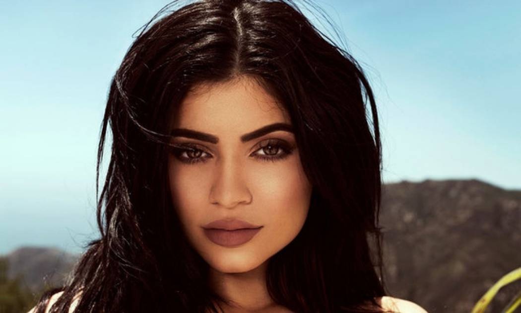 Οι πιέσεις που δέχεται η Kylie Jenner από την Kim και οι ανησυχίες για την εγκυμοσύνη της