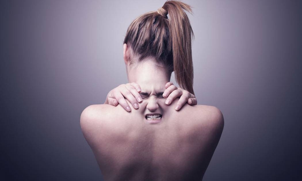 Αυχεναλγία: Οι τέσσερις βασικοί κανόνες πρόληψης