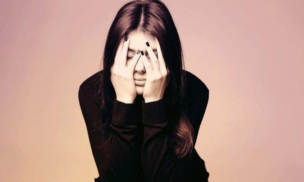 Τα 7 ψυχοσωματικά συμπτώματα της κατάθλιψης