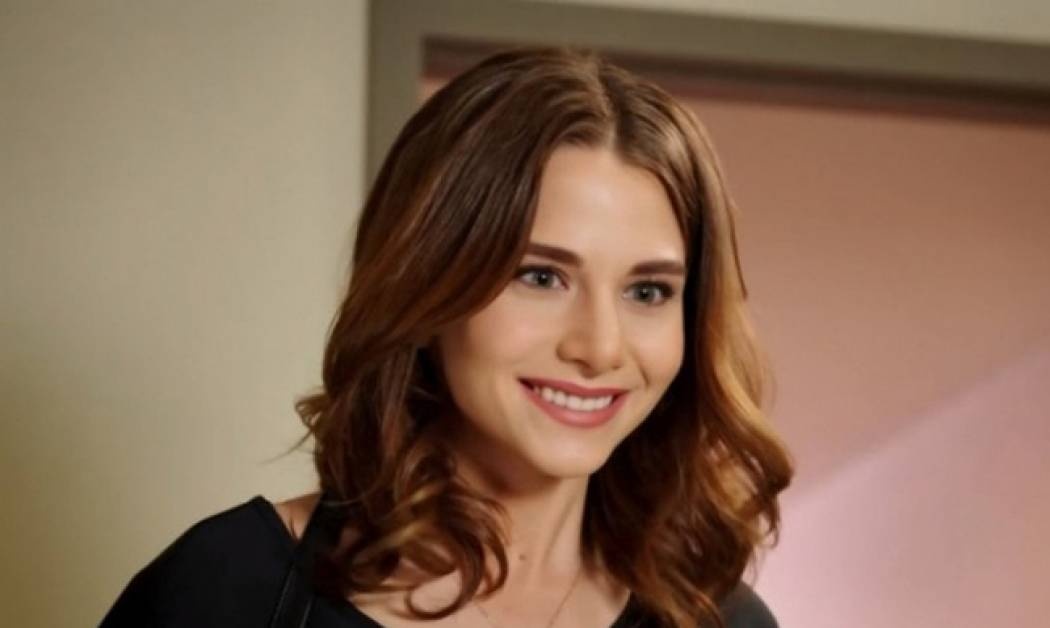 Bahar: Η Νουράν το σκάει από το σπίτι και ο Ατές με την Μπαχάρ την ψάχνουν πανικόβλητοι