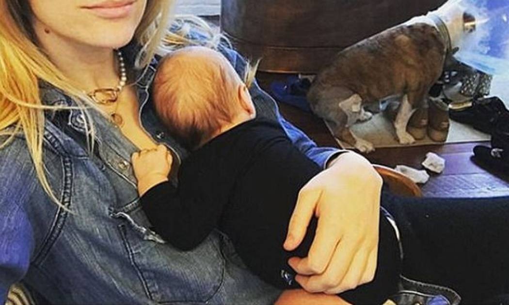 Κι άλλα γεννητούρια! Γνωστό μοντέλο γέννησε το δεύτερο παιδί του